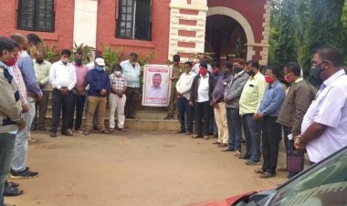 ಮೃತ ಪಾಲಿಕೆ ಸಿಬ್ಬಂದಿಗೆ ಪರಿಹಾರ ವಿತರಣೆ ಆಗ್ರಹ