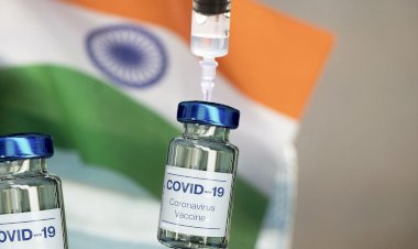 ನವದೆಹಲಿ: ಕೊರೊನಾ ನಿರೋಧಕ ಬೂಸ್ಟರ್ ಡೋಸ್ ನೀಡುವ ಬಗ್ಗೆ ಕೇಂದ್ರ ಸರ್ಕಾರ ಯಾವುದೇ ಚಿಂತನೆ ನಡೆಸಿಲ್ಲ. ಈಗ ನೀಡಲಾಗುತ್ತಿರುವ 2 ಡೋಸ್ ಲಸಿಕೆ ನೀಡುವುದು ನಮ್ಮ ಮುಂದಿರುವ ಆದ್ಯತೆ ಎಂದು ಐಸಿಎಂಆರ್ ಮಹಾನಿರ್ದೇಶಕ ಬಲರಾಮ್ ಭಾರ್ಗವ್ ತಿಳಿಸಿದ್ದಾರೆ.