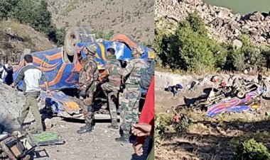 ಪ್ರಪಾತಕ್ಕೆ ಉರುಳಿದ ಬಸ್ 8 ಜನ ಸಾವು