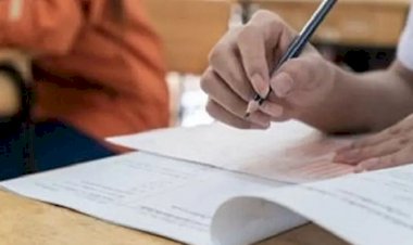 ಎಸ್ಎಸ್ಎಲ್‌ಸಿ ಪಠ್ಯಕ್ರಮದಲ್ಲಿ ಕಡಿತ: ಪರಿಷ್ಕೃತ ಪಠ್ಯಕ್ರಮ ಬಿಡುಗಡೆ