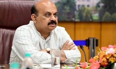 ಬೆಂಗಳೂರು: 2 ತಿಂಗಳಲ್ಲಿ ರಸ್ತೆ ಗುಂಡಿ ಮುಚ್ಚಿಸಿ, ರಾಜಕಾಲುವೆ ಹೂಳೆತ್ತಿಸಿ; ಅಧಿಕಾರಿಗಳಿಗೆ ಸಿಎಂ ತಾಕೀತು