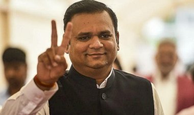 ಮಹಾರಾಷ್ಟ್ರ ವಿಧಾನಸಭೆಯ ನೂತನ ಸ್ಪೀಕರ್ ಆಗಿ ಬಿಜೆಪಿಯ ರಾಹುಲ್ ನಾರ್ವೇಕರ್ ಆಯ್ಕೆ