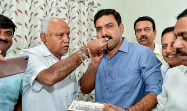 ಪುತ್ರ ವಿಜಯೇಂದ್ರಗಾಗಿಯೇ ಶಿಕಾರಿಪುರ ಕ್ಷೇತ್ರ ಬಿಟ್ಟುಕೊಟ್ಟ ಬಿಎಸ್‌ವೈ !