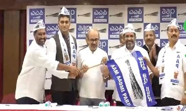 ಬೆಂಗಳೂರು: ಶಿಕ್ಷಣ ತಜ್ಞ ಸೌಂದರ್ಯ ಮಂಜಪ್ಪ,ಯುವ ಉದ್ಯಮಿ ಕೀರ್ತನ್ ಕುಮಾರ್ ಎಎಪಿ ಸೇರ್ಪಡೆ!