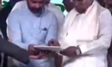 ಧಾರವಾಡ : ಗಿಗ್ ಕಾರ್ಮಿಕರಿಗೆ ಅಪಘಾತ ಪರಿಹಾರ ಮತ್ತು ಜೀವ ವಿಮೆ ಯೋಜನೆ ನೋಂದಣಿಗೆ ಸಿಎಂ ಚಾಲನೆ