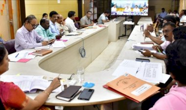 ಧಾರವಾಡ ಡಿಸಿ ಜೊತೆ ಸಿಎಂ ವಿಡಿಯೋ ಸಂವಾದ: ಕುಡಿಯುವ ನೀರಿಗೆ ಆದ್ಯತೆ ಕೊಡಲು ಸೂಚನೆ