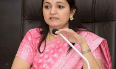 ಧಾರವಾಡ: ಬರ ಪರಿಹಾರ, ಸಹಾಯ ಧನವನ್ನು ಸಾಲಕ್ಕೆ ಜಮಾ ಮಾಡಿಕೊಂಡರೆ ಬ್ಯಾಂಕ್ ವಿರುದ್ಧ ಕಠಿಣ ಕ್ರಮ