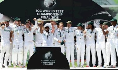 27 ವರ್ಷಗಳ ನಂತರ ಐಸಿಸಿ ಟ್ರೋಫಿ ಗೆದ್ದ ದಕ್ಷಿಣ ಆಫ್ರಿಕಾ