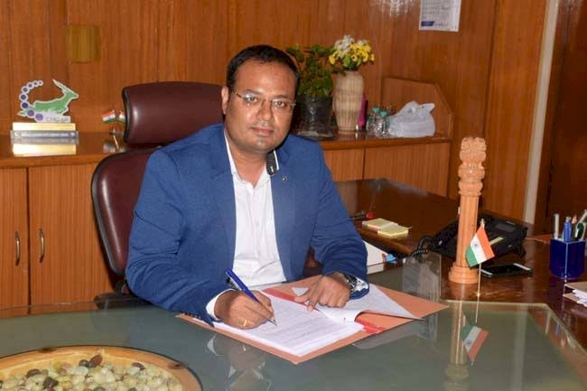 ಧಾರವಾಡ: ಬೆಳಿಗ್ಗೆ 5 ರಿಂದ ಮಧ್ಯಾಹ್ನ 12ರವರೆಗೆ ಕಿರಾಣಿ, ತರಕಾರಿ ವ್ಯಾಪಾರಕ್ಕೆ ಅವಕಾಶ, ಬಾರ್ ಗಳು ಬಂದ್