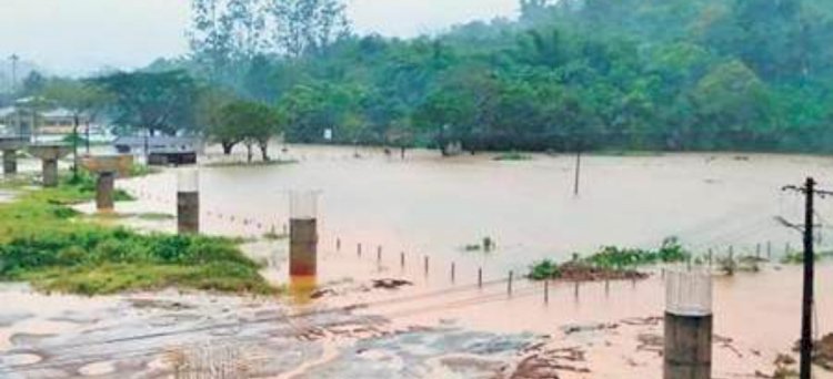 ರಾಜ್ಯದ ಹಲವೆಡೆ ಮುಂದುವರೆದ ವರುಣಾರ್ಭಟ : ಜನಜೀವನ ಅಸ್ತವ್ಯಸ್ಥ