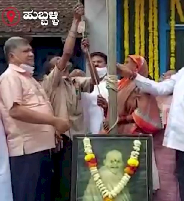 ಹುಬ್ಬಳ್ಳಿ: ಬೆಂಗೇರಿ ಖಾದಿ ಗ್ರಾಮೋದ್ಯೋಗದಲ್ಲಿ ಗಾಂಧಿ ಜಯಂತಿ ಅದ್ದೂರಿ ಆಚರಣೆ..!
