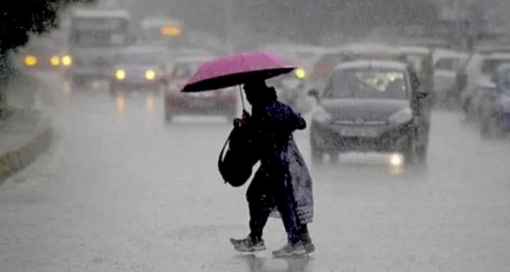 ರಾತ್ರಿಯೆಲ್ಲ ಸಿಲಿಕಾನ್ ಸಿಟಿಯಲ್ಲಿ ಭಾರಿ ಮಳೆ: ಜನ ಜೀವನ ಅಸ್ತವ್ಯಸ್ತ