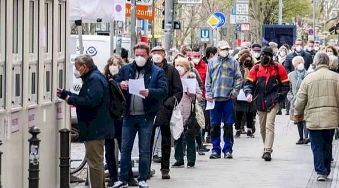 ಜರ್ಮನಿಯಲ್ಲಿ ಕೊರೊನಾ ಸ್ಫೋಟ: 24 ಗಂಟೆಗಳಲ್ಲಿ 50 ಸಾವಿರ ಜನರಿಗೆ ಸೋಂಕು ದೃಢ