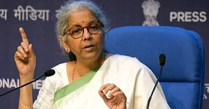 ಇಂಧನ ಬೆಲೆ ಏರಿಕೆಗೆ ಆಯಾ ರಾಜ್ಯ ಸರ್ಕಾರಗಳೇ ಜವಾಬ್ದಾರಿ'