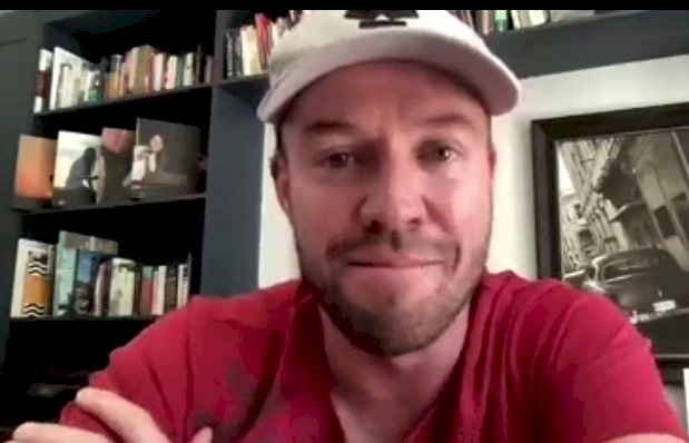 ಆರ್​ಸಿಬಿ ಅಭಿಮಾನಿಗಳಿಗೆ ಬಿಗ್ ಶಾಕ್: ಎಲ್ಲ ಮಾದರಿಯ ಕ್ರಿಕೆಟ್​ಗೆ ಎಬಿಡಿ ವಿದಾಯ