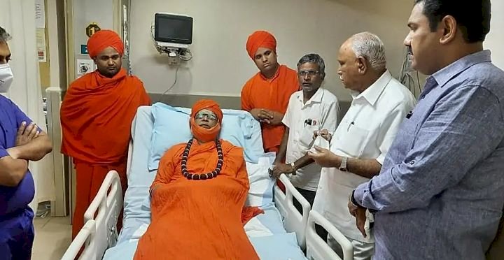 ಹಾಲಕೆರೆ ಶ್ರೀಗಳು ದೈವಾಧೀನ; ಅಂತಿಮ ದರ್ಶನ ಪಡೆದ ಬಿಎಸ್‌ವೈ