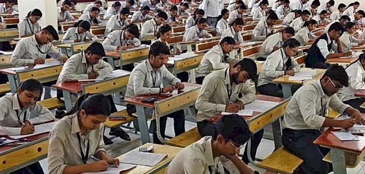 ದ್ವಿತೀಯ ಪಿಯುಸಿ ಮಧ್ಯ ವಾರ್ಷಿಕ ಪರೀಕ್ಷೆಯ ಪರಿಷ್ಕೃತ ವೇಳಾಪಟ್ಟಿ ಪ್ರಕಟ- ಯಾವಾಗ ಯಾವ ಪರೀಕ್ಷೆ? ಇಲ್ಲಿದೆ ಮಾಹಿತಿ