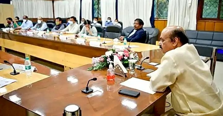 ತಜ್ಞರಲ್ಲಿ ಭಿನ್ನಾಭಿಪ್ರಾಯ : ಸಿಎಂ ಸಭೆಯಲ್ಲಿ ನಿರ್ಧಾರ