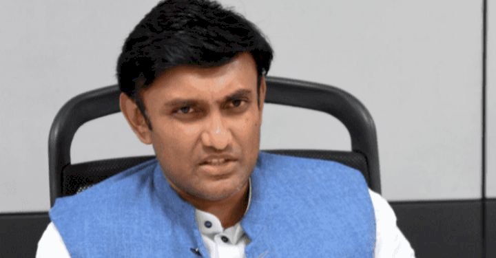 ರಾಜ್ಯದಲ್ಲಿ ತಗ್ಗುತ್ತಿದೆ ಕೋವಿಡ್ ಅಲೆ: ಆರೋಗ್ಯ ಸಚಿವ ಸುಧಾಕರ್