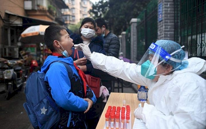 ಚೀನಾದಲ್ಲಿ ಹೆಚ್ಚಿದ ಕೋವಿಡ್-ಊರಿಗೆ ಊರೇ ಲಾಕ್ ಡೌನ್