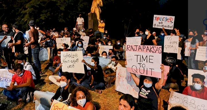 ಶ್ರೀಲಂಕಾದಲ್ಲಿ ತುರ್ತು ಪರಿಸ್ಥಿತಿ ಘೋಷಣೆ