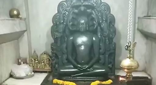 ಅಣ್ಣಿಗೇರಿ: ಜೈನ ಬಸದಿಯಲ್ಲಿ ಭಗವಾನ್ ಮಹಾವೀರ 2621ನೇ ಜಯಂತಿ ಆಚರಣೆ