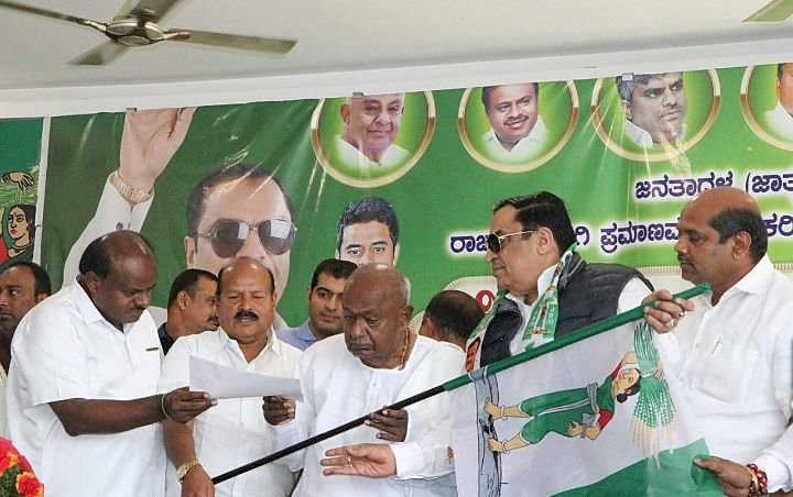 ಜೆಡಿಎಸ್ ರಾಜ್ಯಾಧ್ಯಕ್ಷರಾಗಿ ಅಧಿಕಾರ ಸ್ವೀಕರಿಸಿದ ಸಿಎಂ ಇಬ್ರಾಹಿಂ