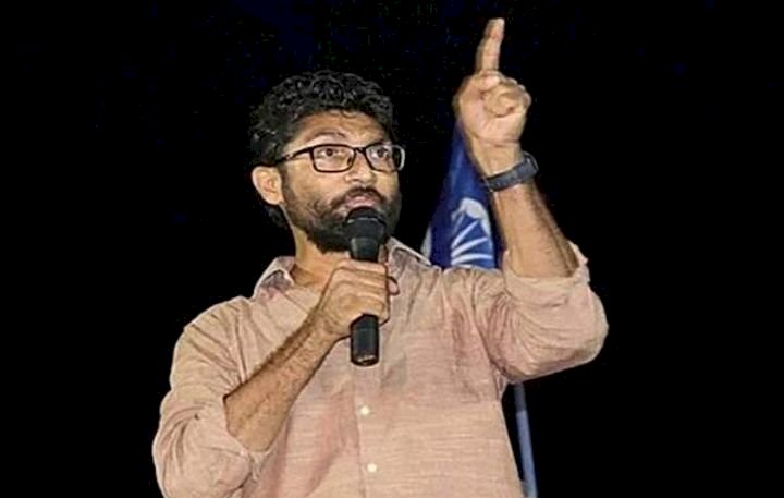 ಗುಜರಾತ್‌ನ ಶಾಸಕ, ದಲಿತ ಮುಖಂಡ ಜಿಗ್ನೇಶ್ ಮೇವಾನಿ ಬಂಧನ