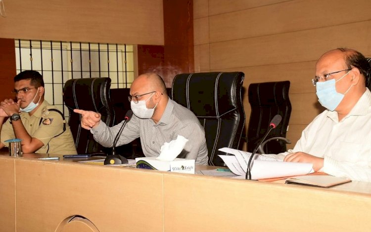 ಧಾರವಾಡ: ಎಲ್ಲರೂ ಸ್ವಯಂಪ್ರೇರಣೆಯಿಂದ ಮಾಸ್ಕ್ ಧರಿಸಲಿ; ಡಿಸಿ