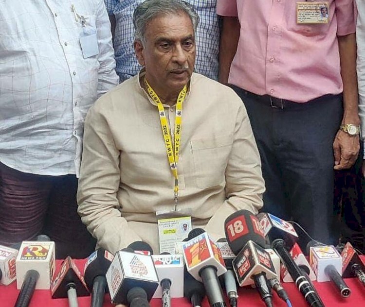 BREAKING: ಅಭೂತಪೂರ್ವ ಗೆಲುವು ಸಾಧಿಸಿದ ಬಸವರಾಜ್ ಹೊರಟ್ಟಿ