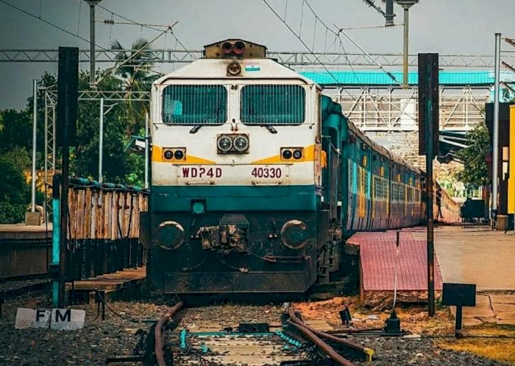 ದೀಪಾವಳಿ ಹಬ್ಬದ ಪ್ರಯುಕ್ತ ಬೆಂಗಳೂರಿನಿಂದ ಹೊರಡುವ ವಿಶೇಷ ರೈಲುಗಳು,