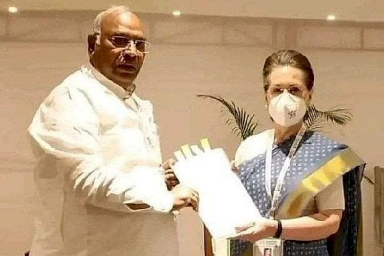 ಕಾಂಗ್ರೆಸ್ ನೂತನ ಅಧ್ಯಕ್ಷರಾಗಿ ಮಲ್ಲಿಕಾರ್ಜುನ ಖರ್ಗೆ ಇಂದು ಅಧಿಕಾರ ಸ್ವೀಕಾರ