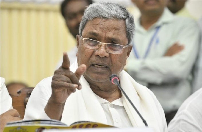 ರಾಜ್ಯದ ಎಲ್ಲಾ ಪತ್ರಕರ್ತರಿಗೆ ಉಚಿತ ಬಸ್ ಪಾಸ್ ನೀಡಲು ನಿರ್ಧಾರ : ಸಿಎಂ ಸಿದ್ದರಾಮಯ್ಯ ಘೋಷಣೆ