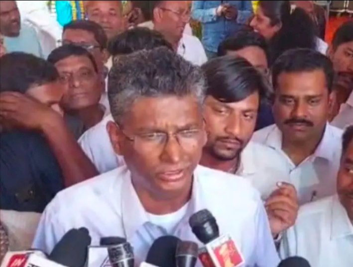 ಬೆಳಗಾವಿ: ಸವದಿ ಸೇರಿದಂತೆ ಯಾರು ಪಕ್ಷ ಬಿಡುವುದಿಲ್ಲ: ಸಚಿವ ಸತೀಶ್ ಜಾರಕಿಹೊಳಿ