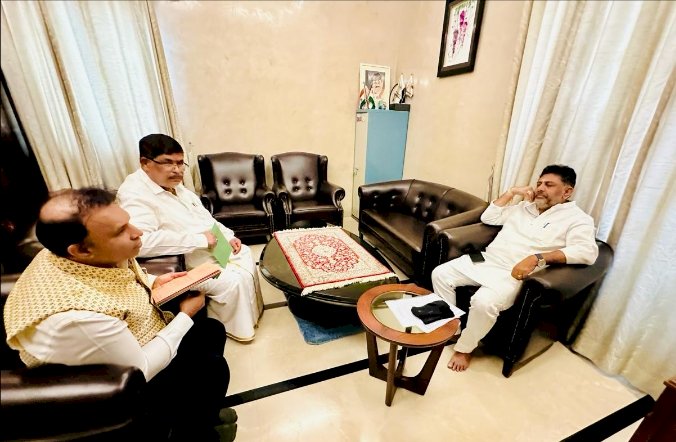 ಬೆಂಗಳೂರು: ಚರ್ಚೆಗೆ ಗ್ರಾಸವಾದ ಡಿಕೆಶಿ- ಗೋಪಾಲಯ್ಯ ಭೇಟಿ!