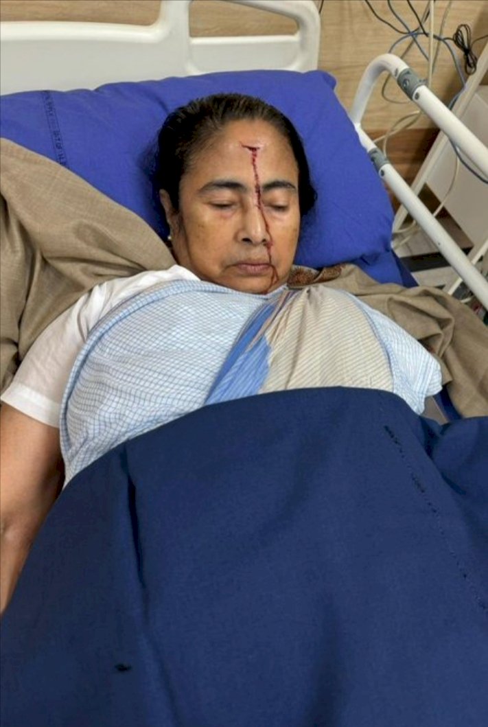 ಬ್ರೇಕಿಂಗ್‌ : ಸಿಎಂ ಮಮತಾ ಬ್ಯಾನರ್ಜಿಗೆ ಗಂಭೀರ ಗಾಯ ಆಸ್ಪತ್ರೆಗೆ ದಾಖಲು