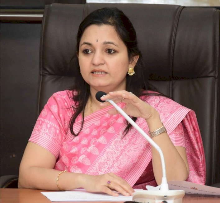 ಧಾರವಾಡ : ಮತ ಚಲಾಯಿಸಲು ಮೇ.7 ರಂದು ಸರ್ಕಾರಿ ನೌಕರರಿಗೆ ವೇತನ ಸಹಿತ ರಜೆ