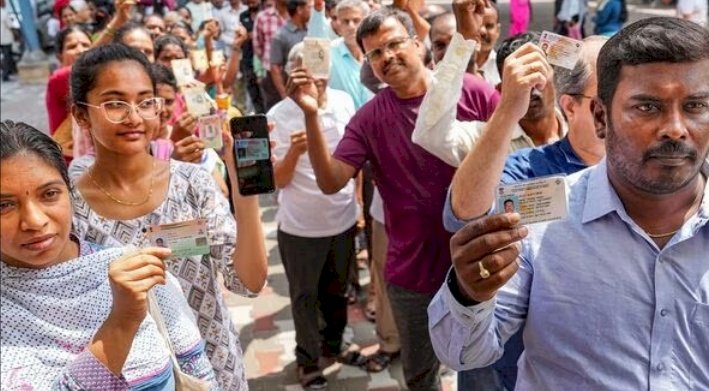 6 ಮತ ಕ್ಷೇತ್ರಗಳಿಗೆ ಚುನಾವಣೆ ಘೋಷಣೆ ವಿಧಾನಪರಿಷತ್‌ನ ಆರು ಸ್ಥಾನಗಳಿಗೆ ಚುನಾವಣೆ ನಡೆಸುವುದಾಗಿ ಚುನಾವಣಾ ಆಯೋಗ ಘೋಷಿಸಿದೆ.