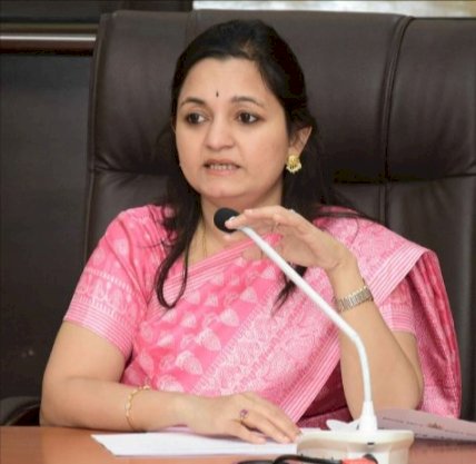 ಧಾರವಾಡ: ಬರ ಪರಿಹಾರ, ಸಹಾಯ ಧನವನ್ನು ಸಾಲಕ್ಕೆ ಜಮಾ ಮಾಡಿಕೊಂಡರೆ ಬ್ಯಾಂಕ್ ವಿರುದ್ಧ ಕಠಿಣ ಕ್ರಮ