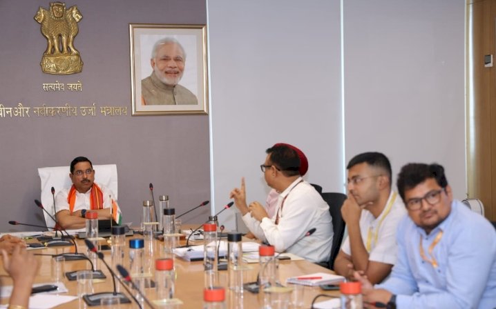 ಇಂಧನ ಕ್ಷೇತ್ರದಲ್ಲಿ ಆತ್ಮನಿರ್ಭರದ ಪ್ರತೀಕ ಸೂರ್ಯ ಘರ್ : ಕೇಂದ್ರ ಸಚಿವ ಪ್ರಲ್ಹಾದ ಜೋಶಿ ಪ್ರತಿಪಾದನೆ