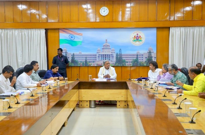 ಬೆಂಗಳೂರು : ಪ್ರಾಥಮಿಕ ಶಾಲಾ ಶಿಕ್ಷಕರ ಮುಂಬಡ್ತಿ ಬಗ್ಗೆ ಒಂದು ತಿಂಗಳೊಳಗೆ ಸೂಕ್ತ ನಿರ್ಧಾರ - ಸಿಎಂ