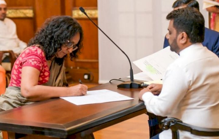 ಶ್ರೀಲಂಕಾದ ನೂತನ ಪ್ರಧಾನಿಯಾಗಿ ಪ್ರಮಾಣ ವಚನ ಸ್ವೀಕರಿಸಿದ ಹರಿಣಿ ಅಮರಸೂರ್ಯ