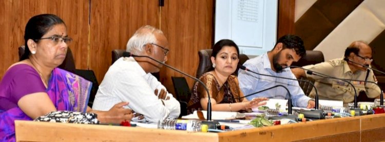 ಧಾರವಾಡ: SSLC ಪರೀಕ್ಷೆ ಪಾರದರ್ಶಕವಾಗಿರಲಿ, ಸಿಬ್ಬಂದಿ ನಿಯಮಾನುಸಾರ ತಮ್ಮ ಕರ್ತವ್ಯ ನಿರ್ವಹಿಸಿ - ಡಿಸಿ ಸೂಚನೆ