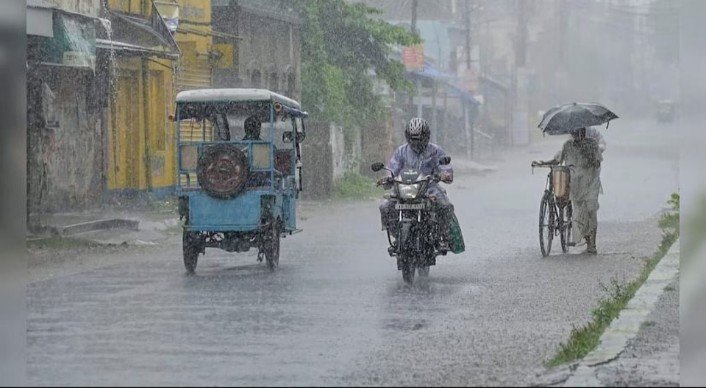 ಮುಂದಿನ 4 ದಿನ ಗುಡುಗು ಸಹಿತ ಧಾರಾಕಾರ ಮಳೆ IMD ಮುನ್ಸೂಚನೆ