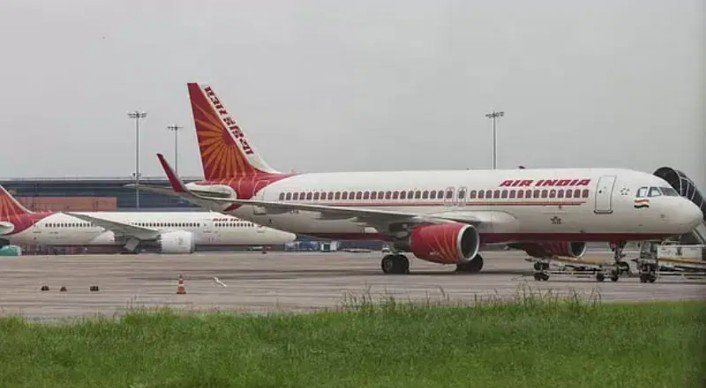 ಬೋಯಿಂಗ್ 787 ವಿಮಾನಗಳ ತಾಂತ್ರಿಕ ದೋಷ : ಡಿಜಿಸಿಎ ಸಭೆಗೆ ಏರ್ ಇಂಡಿಯಾ ಮುಖ್ಯಸ್ಥನಿಗೆ ಬುಲಾವ್!