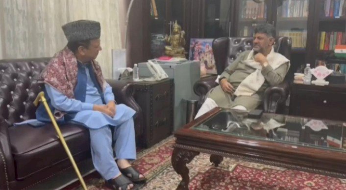 ಡಿಸಿಎಂ ಡಿಕೆಶಿ ಭೇಟಿಯಾದ ಕಾಶ್ಮೀರ ವಿಧಾನಸಭೆ ಸ್ಪೀಕರ್ ಅಬ್ದುಲ್ ರಹೀಮ್ ರಾಥೇರ್